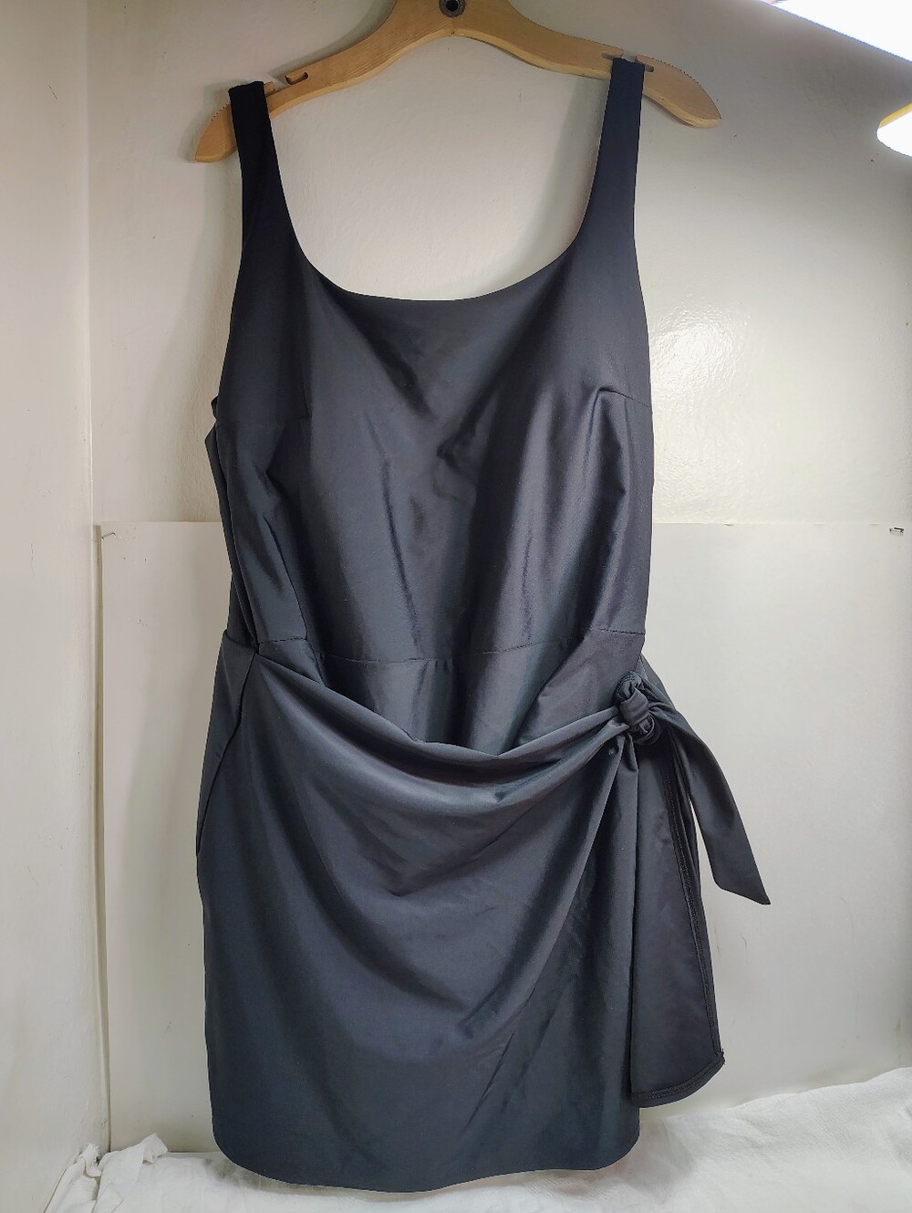 Black One-Piece Swimdress Xl